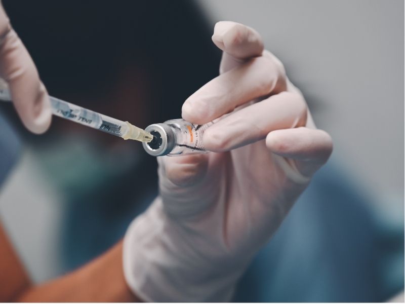 Desvendando Mitos e Verdades sobre a Vacinação com a CLINIVAC